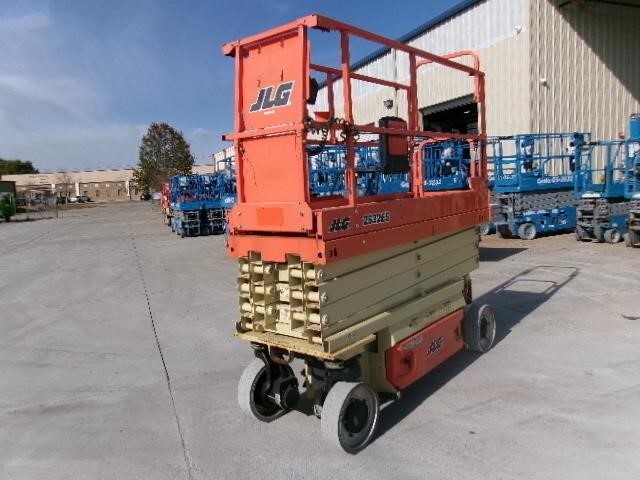 2019 JLG 2632ES-1