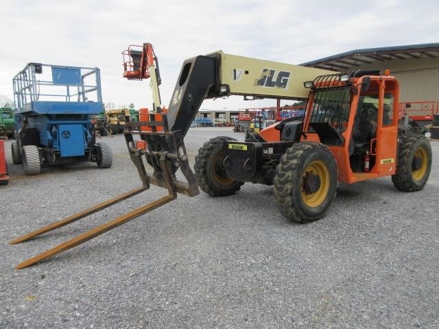 2015 JLG G9-43A