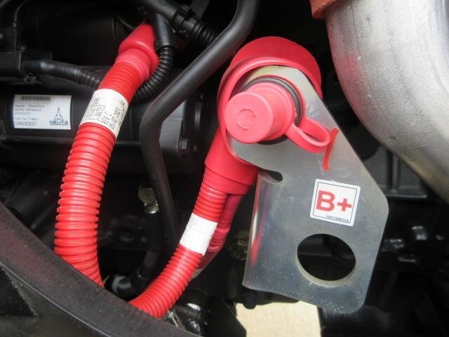 2025 SkyTrak 8042-16