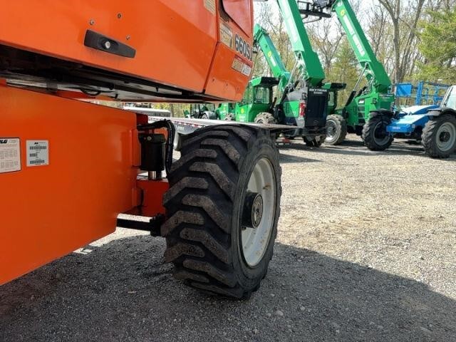 2016 JLG 660SJ-13