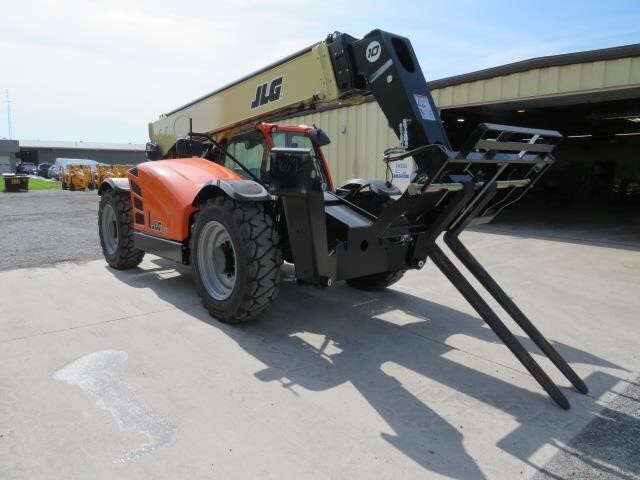 2025 JLG 1043-6