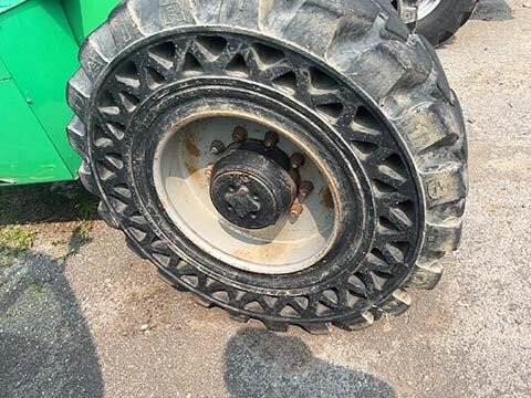 2015 SkyTrak 8042-10