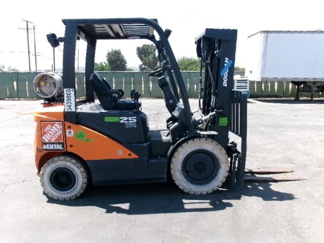 2023 Doosan G25N-7-6