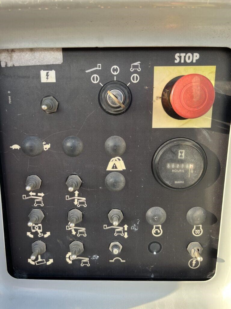 2018 Genie Z-45/25J DC-15