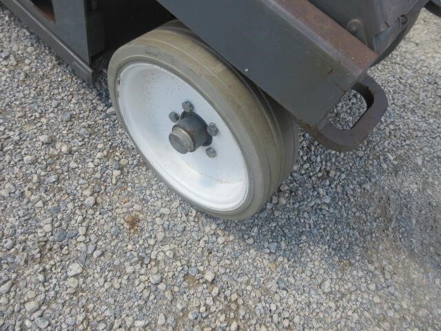 2017 Skyjack SJ3226-8