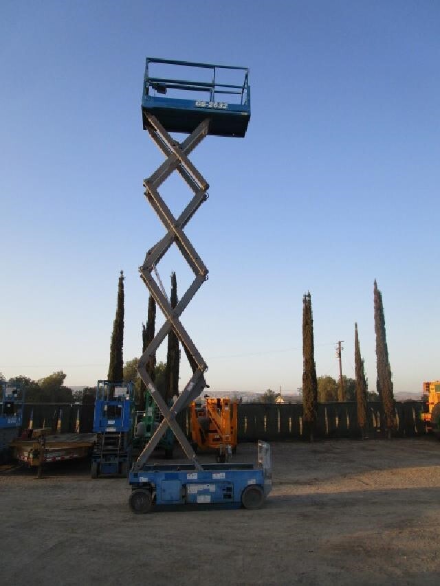 2015 Genie GS-2632-7