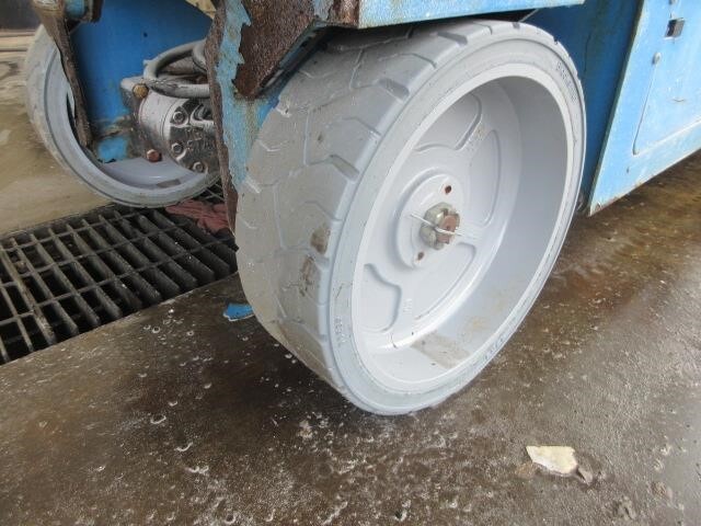 2017 Genie GS-2632-5