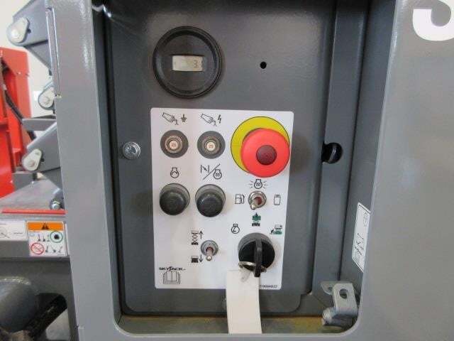 2025 Skyjack SJ-6832RT-29