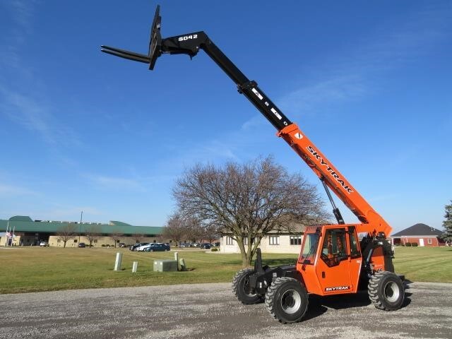 2025 SkyTrak 6042-23