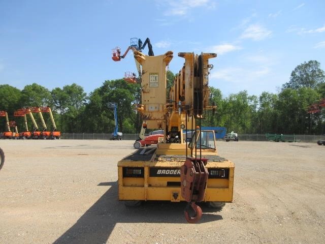 2013 Broderson IC-200-3H-6