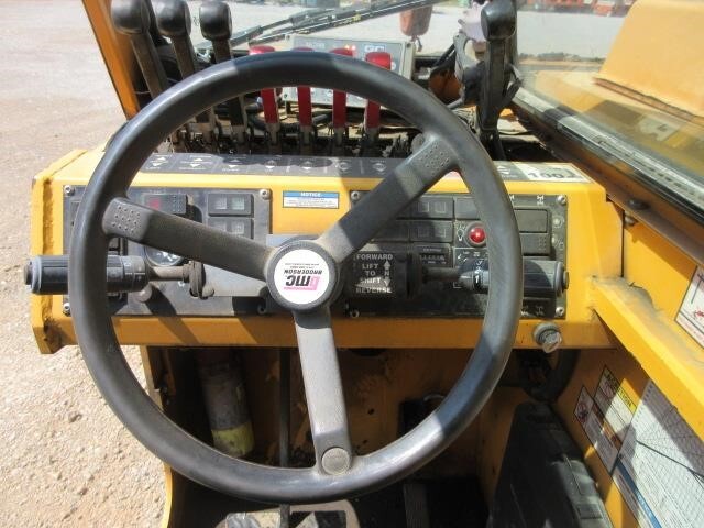 2013 Broderson IC-200-3H-26