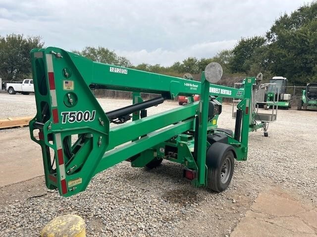 2017 JLG T500J-3