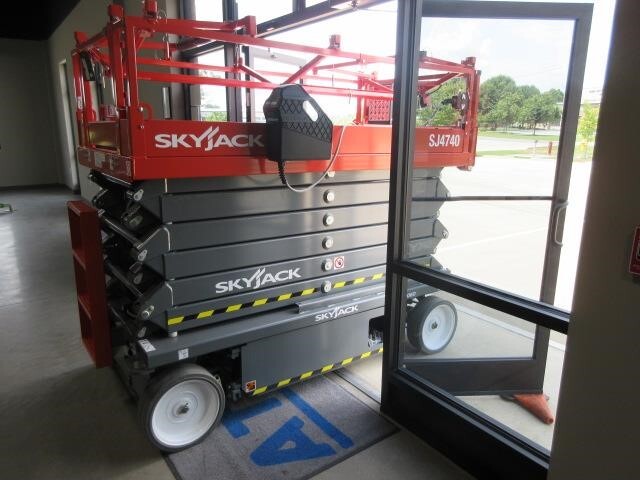 2024 Skyjack SJ4740-28