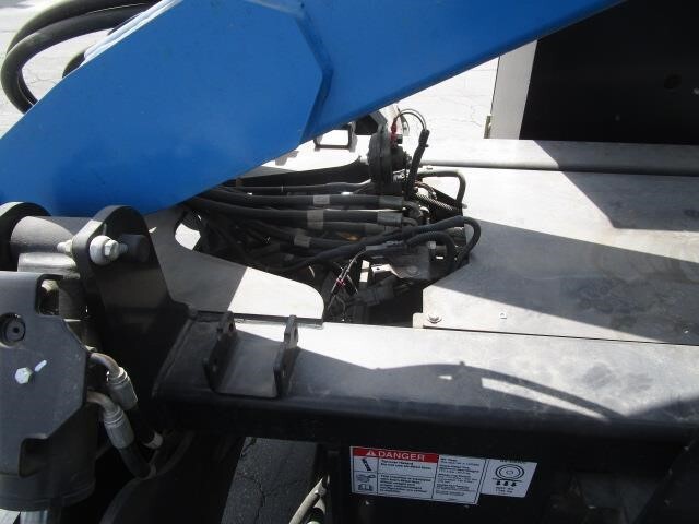 2021 Genie GS-4069 DC-8