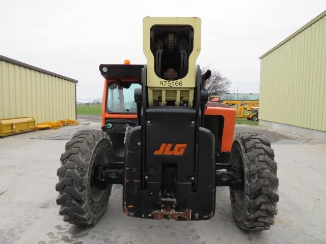 2017 JLG 1055-3