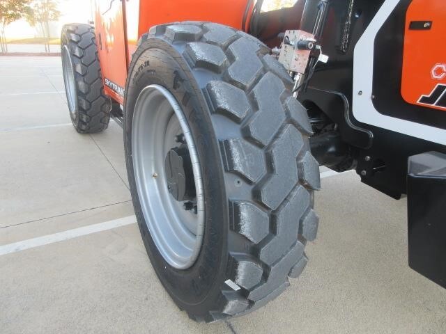 2025 SkyTrak 8042-13