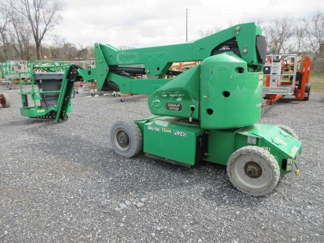 2015 JLG E400AJPN-4
