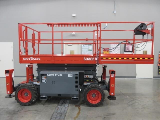 2025 Skyjack SJ-6832RT-15