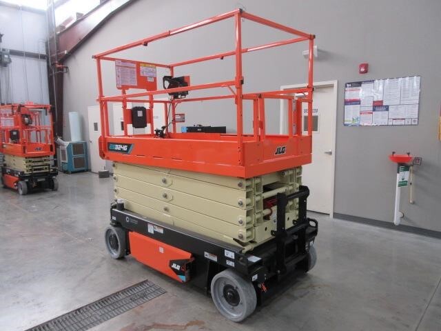 2025 JLG 3246-3