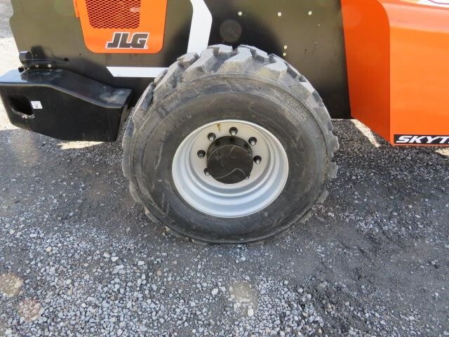 2025 SkyTrak 6042-14