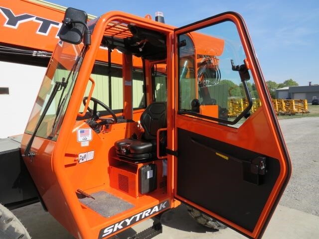 2025 SkyTrak 10054-23