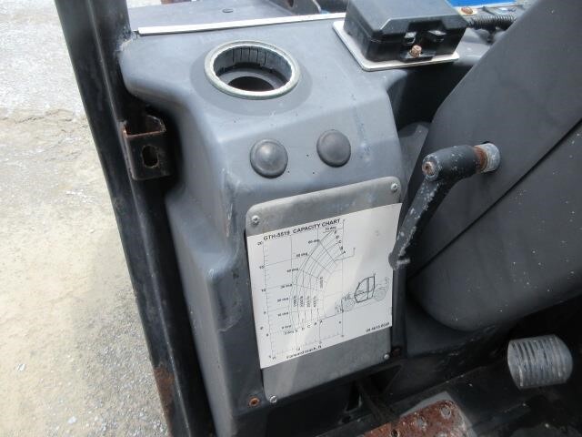 2017 Genie GTH-5519-19