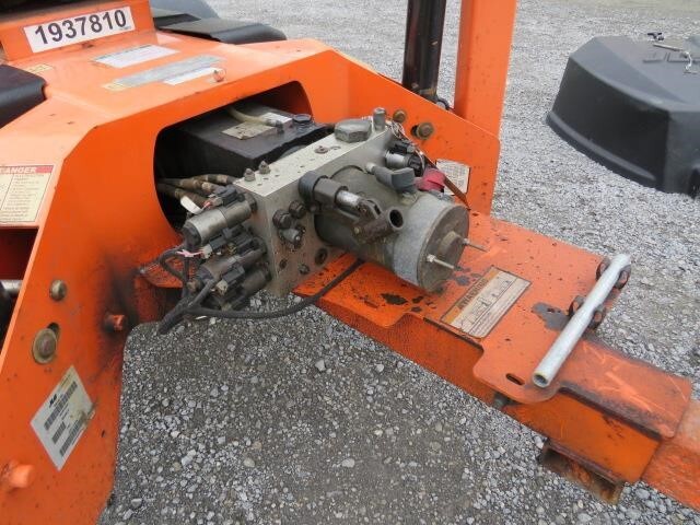 2018 JLG T350-22