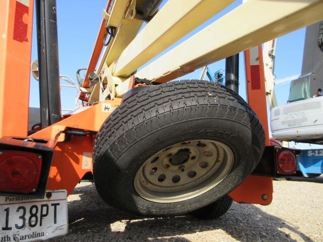 2018 JLG T350-8