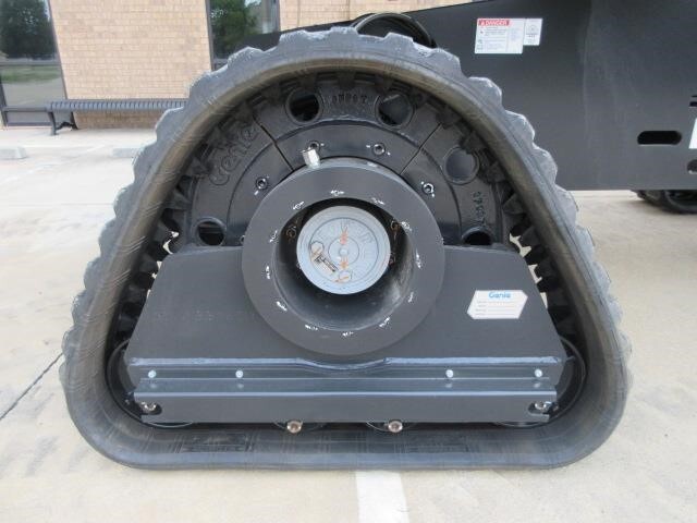 2025 Genie S-65 Trax-17