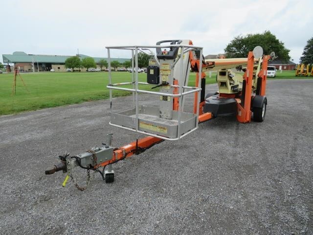 2018 JLG T500-4