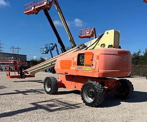 2017 JLG 800S-8