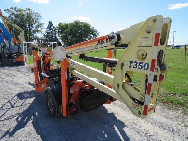 2018 JLG T350-8
