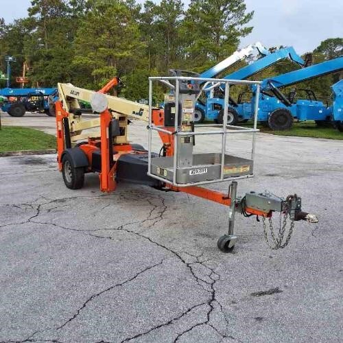 2018 JLG T350-3