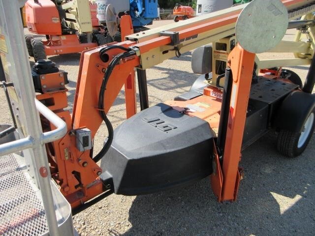 2018 JLG T350-10