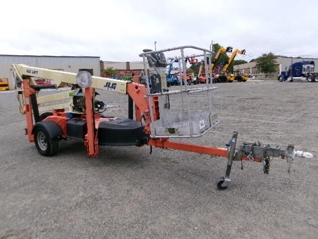 2018 JLG T350-2
