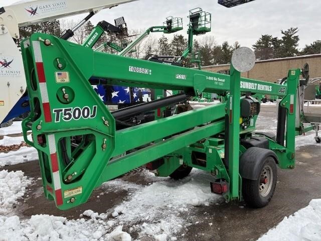 2017 JLG T500J-4