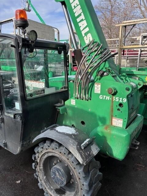 2016 Genie GTH-5519-2
