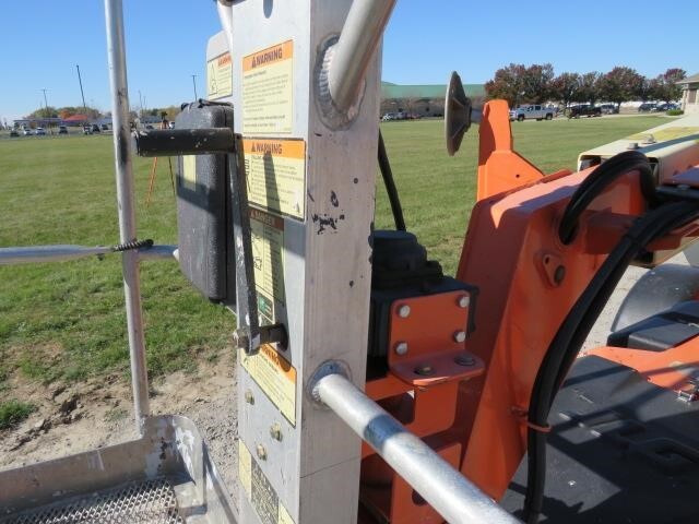 2018 JLG T350-14