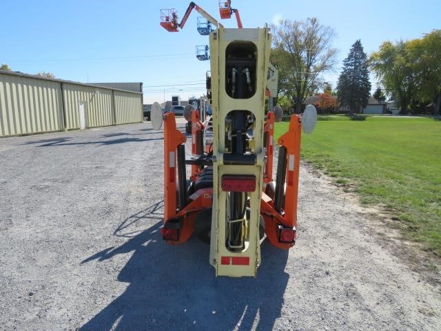 2018 JLG T350-7