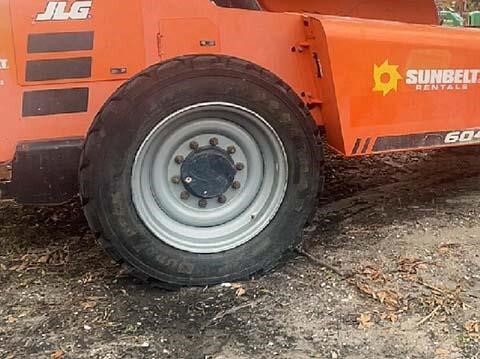 2017 SkyTrak 6042-10