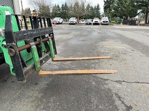 2016 Genie GTH-5519-20