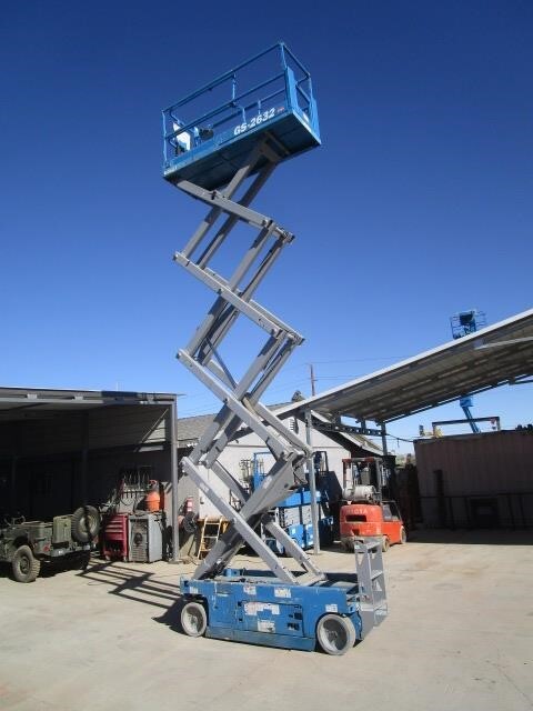 2017 Genie GS-2632-14