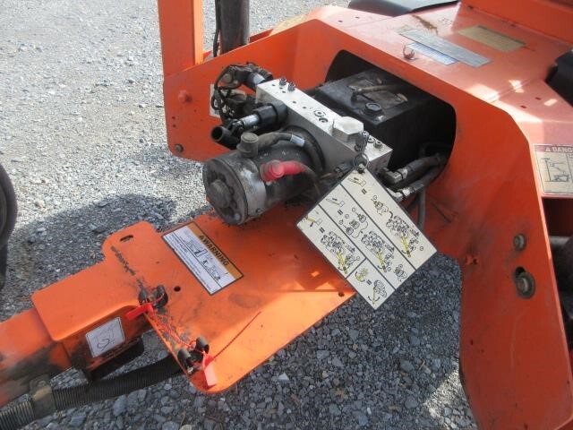 2018 JLG T350-16