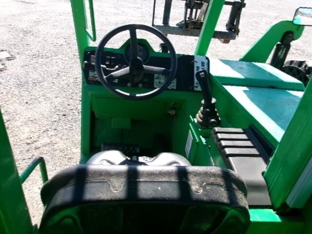 2016 SkyTrak 8042-28