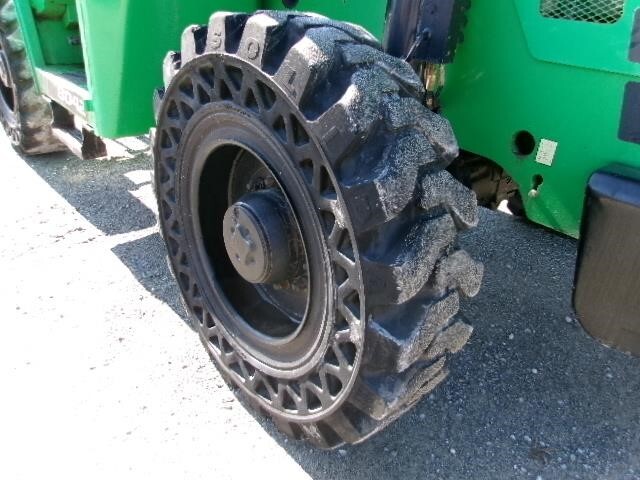 2016 SkyTrak 8042-11