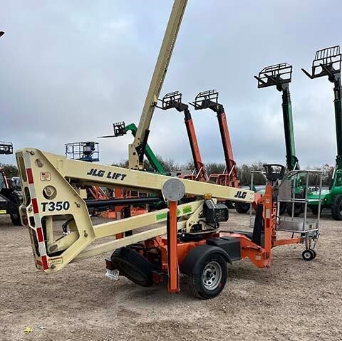 2018 JLG T350-5