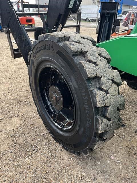 2017 SkyTrak 10042-9