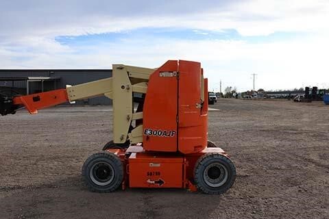 2018 JLG E300AJP-3