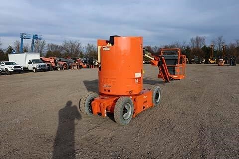 2018 JLG E300AJP-6