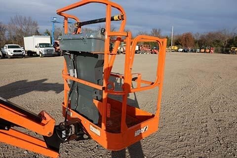 2018 JLG E300AJP-36